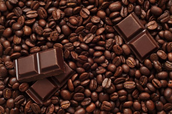 پس زمینه شکلات-قهوه نمای نزدیک از یک دانه