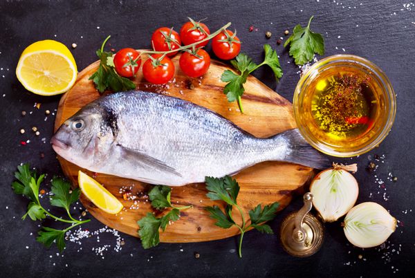 دورادو ماهی تازه با سبزیجات