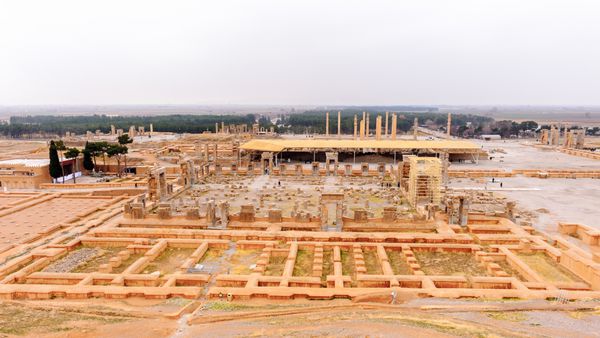  عکس تخت جمشید در زمان هخامنشیان