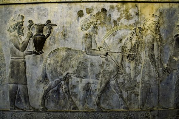  عکس تخت جمشید در زمان هخامنشیان