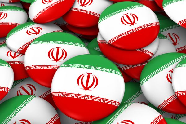 پس زمینه نشان های ایران - تصویر سه بعدی انبوهی از دکمه های پرچم ایران