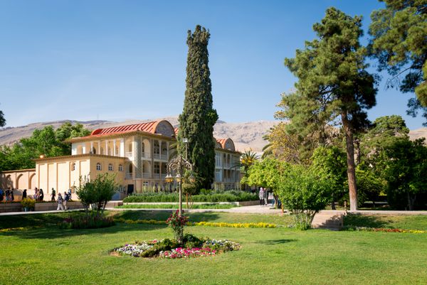 خانه قوام در باغ ارم در شیراز ایران در 30 آوریل 2016 باغ ارم منجر به ثبت آن به عنوان میراث جهانی یونسکو شده است