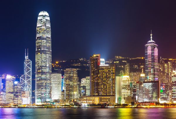 شهر هنگ کنگ در شب