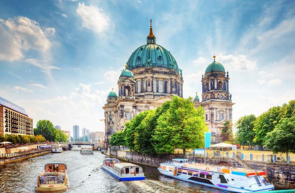 کلیسای جامع برلین آلمان برلینر dom یک مکان دیدنی مشهور در جزیره موزه در میته برلین آلمان