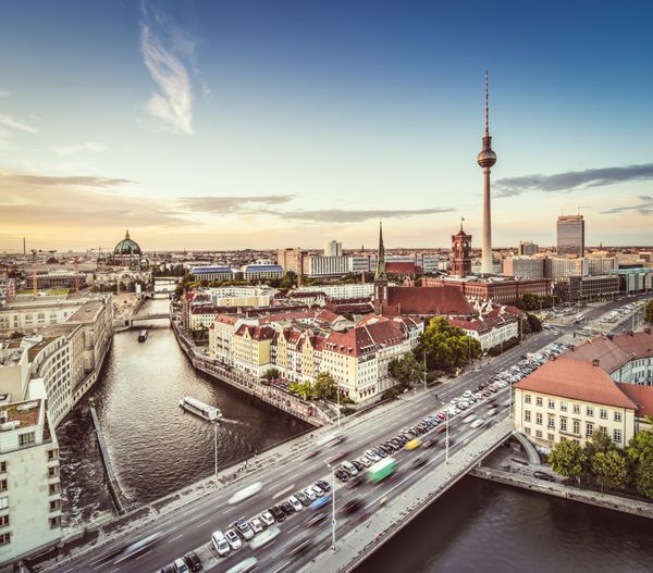 برلین آلمان از بالای رودخانه ولگردی