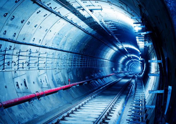 تونل عمیق مترو در حال ساخت