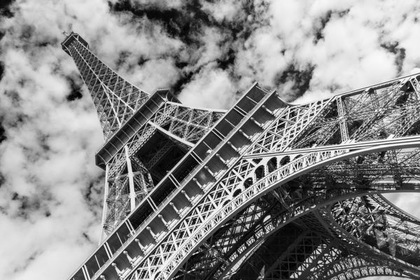 برج ایفل پاریس سیاه و سفید