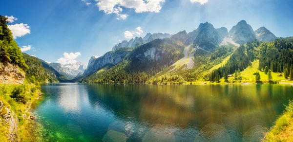 خارق العاده دریاچه لاجوردی آلپ vorderer gosausee صحنه عجیب و غریب سالزکامرگوت یک منطقه تفریحی معروف است که در دره گوسائو در اتریش بالایی قرار دارد یخچال داخشتاین دنیای زیبایی