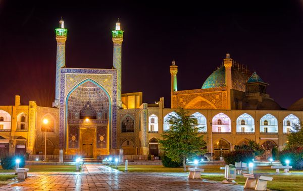 نمایی از مسجد شاه امام در اصفهان - ایران