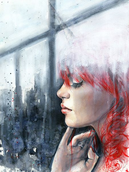 نقاشی گرانج فانتزی آبرنگ دختری با موهای قرمز که از شیشه پنجره که منعکس کننده منظره شهر است نگاه می کند