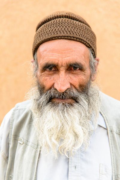 یزد ایران - 23 آوریل 2015 پرتره یک ایرانی مسن