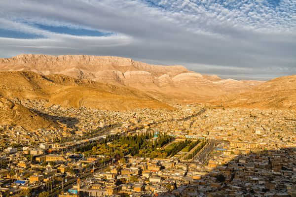 نمای شهر شیراز از تپه های اطراف ایران