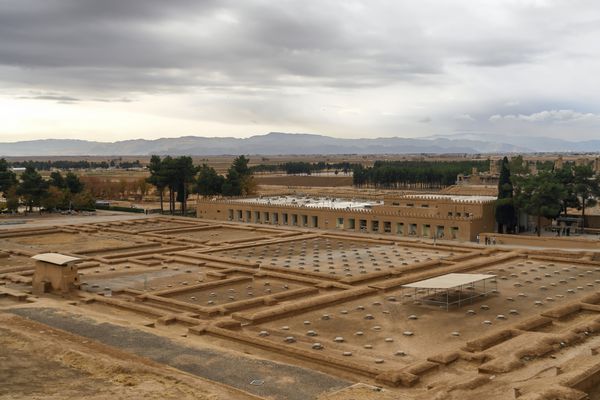  عکس تخت جمشید در زمان هخامنشیان