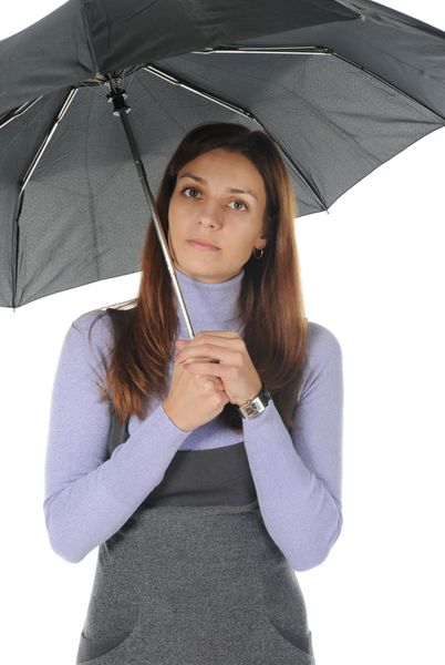 تصویر زنی با چتر جدا شده در زمینه سفید