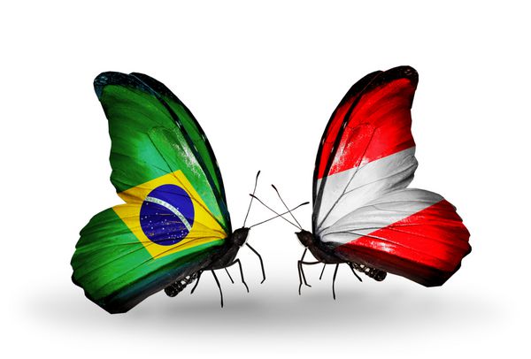 دو پروانه با پرچم برزیل و اتریش