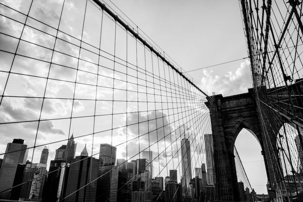 شهر نیویورک خط افق پل بروکلین سیاه و سفید
