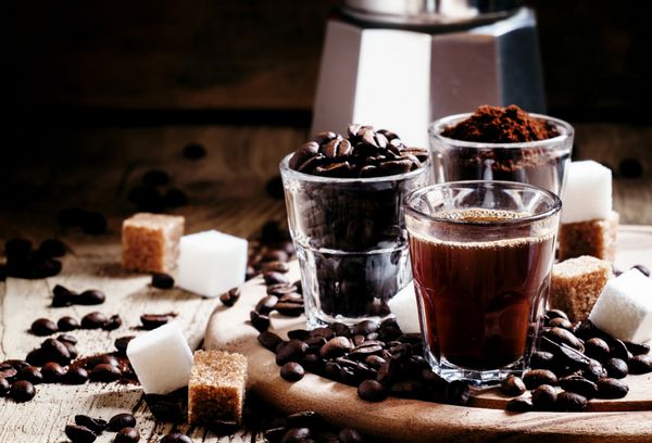 سه نوع قهوه دانه های قهوه عربیکا آسیاب شده تازه