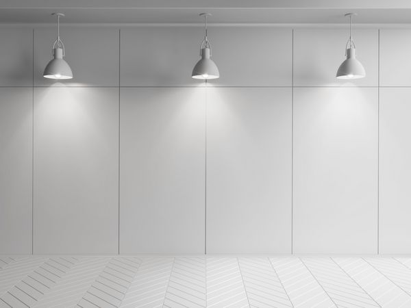 اتاق دیواری سفید با لامپ های آویزان و کف چوبی