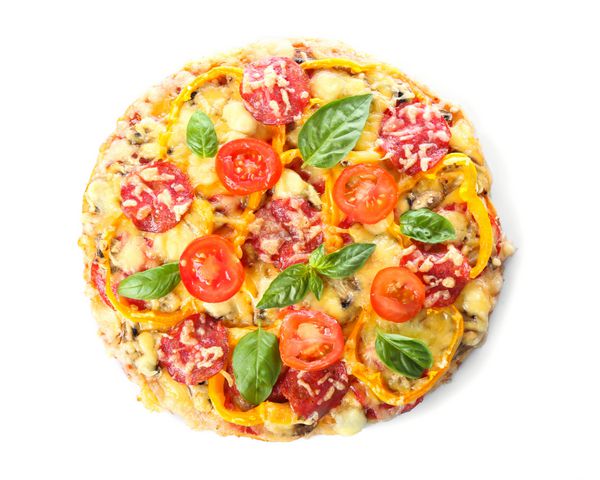 پیتزای خوشمزه ایتالیایی جدا شده روی سفید