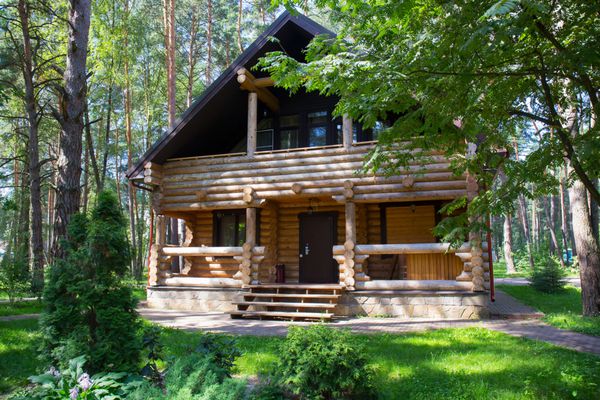 خانه چوبی در چوب
