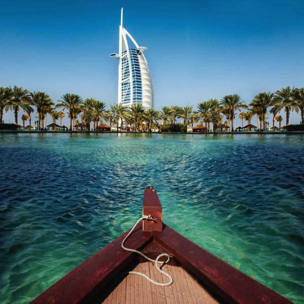 استراحتگاه و آبگرم لوکس برای تعطیلات در دبی امارات