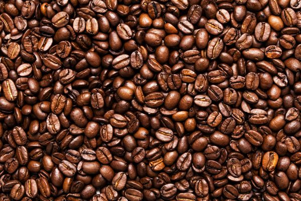 دانه های قهوه بو داده شده را می توان به عنوان پس زمینه استفاده کرد