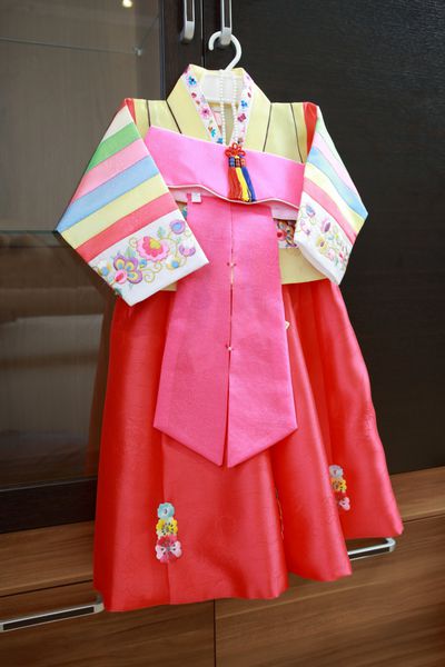 هانبوک کره ای برای اولین جشن تولد نوزاد بچه های کره ای هانبوک لباس سنتی کره ای