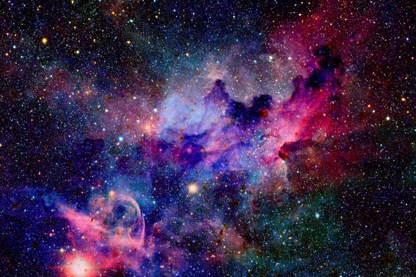 سحابی و کهکشان ها در فضا عناصر این تصویر توسط ناسا ارائه شده است