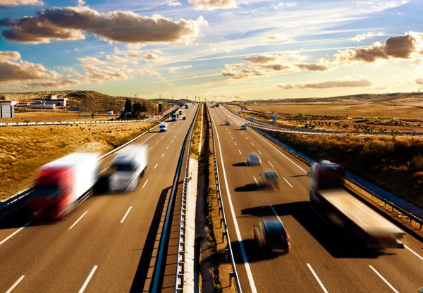 لجستیک و حمل و نقل حمل و نقل بزرگراه ایمنی جاده توزیع و تحویل بین المللی کالا