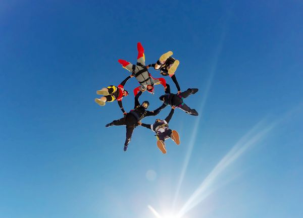 سازند ترکیبی Skydive نمای کم زاویه
