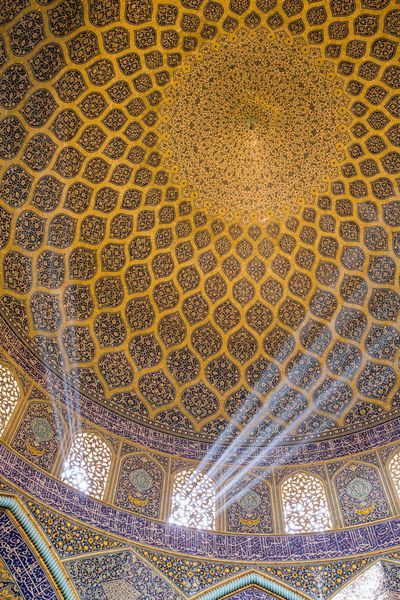 مسجد شیخ لطف الله اصفهان ایران