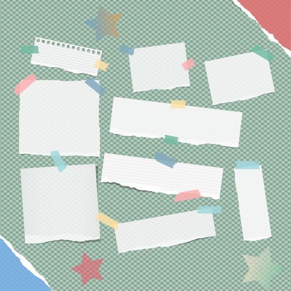 یادداشت سفید پاره شده دفترچه یادداشت نوارهای دفتر کپی چسبانده شده با نوار چسب رنگارنگ ستاره‌ها روی زمینه سبز مربعی و کاغذ پاره شده در گوشه‌ها