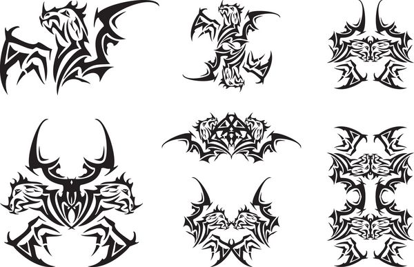 نمادهای اوج اژدهای بالدار به سبک قبیله ای سرهای یک اژدهای شاخدار ترس را برانگیخته است سیاه روی سفید
