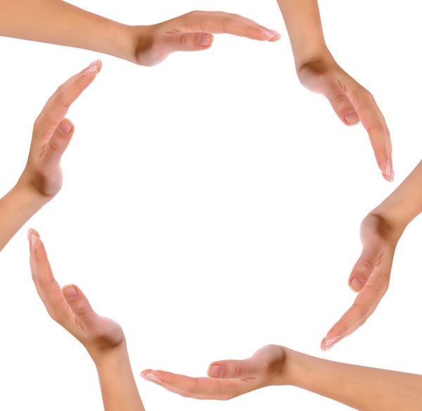 دست ها تشکیل یک دایره جدا شده بر روی زمینه سفید
