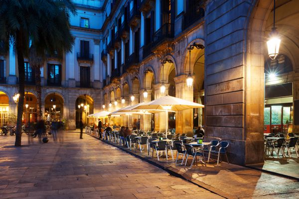 رستورانهای Placa Reial بارسلونا اسپانیا