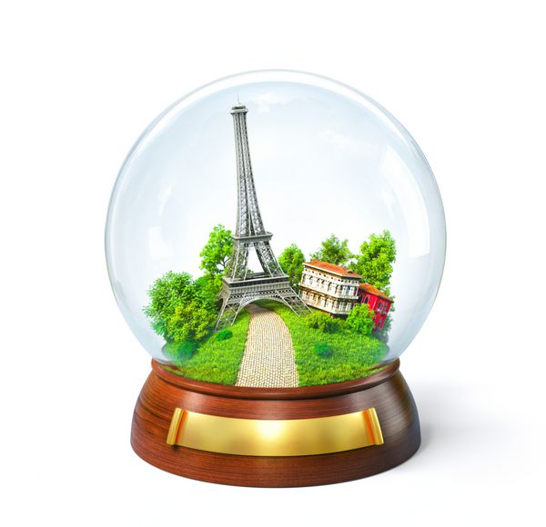 برج ایفل در توپ شیشه ای تصویر سفر غیر معمول پاریس