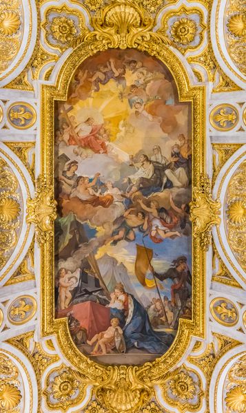 رم ایتالیا اکتبر 13 2016 سقف کاذب کلیسای باروک سنت لوئیس فرانسوی سان لوئیجی دئین فرانسیسی در رم ایتالیا در نزدیکی پایتخت ناونو نقاشی های کاراجیجیو در کلیسای آن شناخته شده است