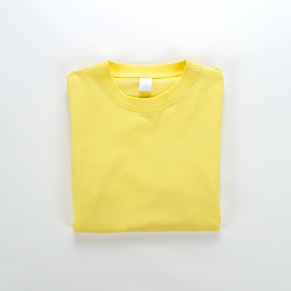 تی شرت زرد