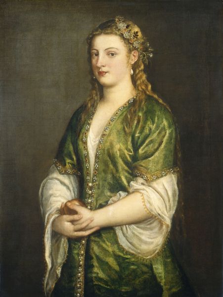 پرتره بانوی توسط Titian 1555 نقاشی ونیزی ایتالیایی روغن بر روی بوم زن نامناسب زن ونیزی یک شیفت سفید با لبه طلای توری پوشانده می شود تحت فریم فوق العاده با مروارید تزئین شده و