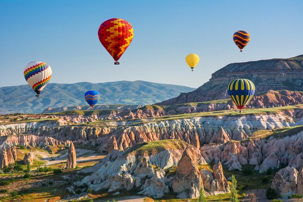 جاذبه توریستی بزرگ Cappadocia پرواز بالون Cappadocia در سراسر جهان به عنوان یکی از بهترین مکان های پرواز با بالن هوا شناخته شده است Goreme Cappadocia ترکیه