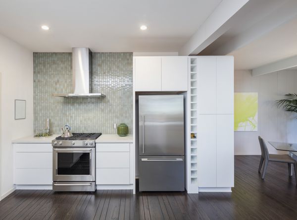 داخلی آشپزخانه مدرن مفهوم طراحی با لوازم جدید فولاد ضد زنگ