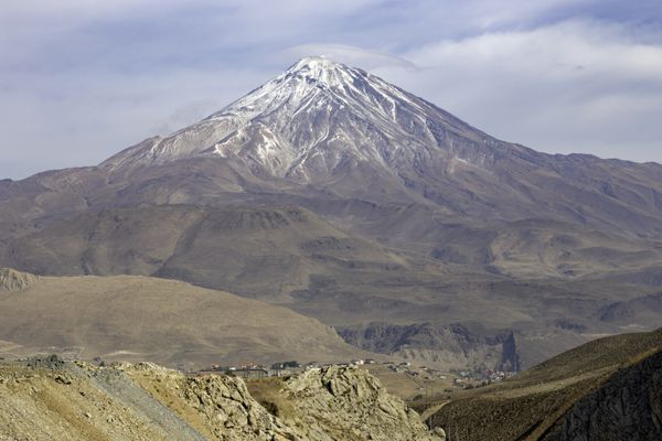 آتشفشان Majestic دماوند بالاترین قله در پولور ایران