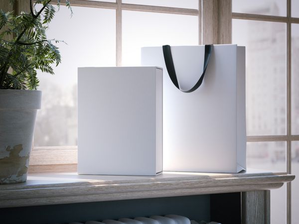 جعبه سفید و کیسه خرید در یک پنجره چوبی چوبی رندر 3d