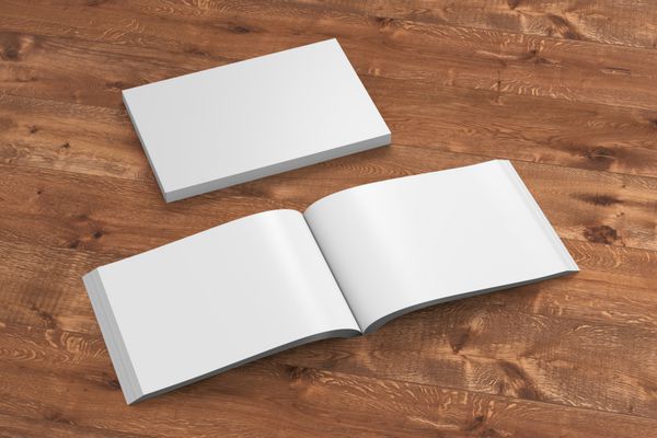 پوشش سفارشی سفارشی سفارشی سفید با کاغذ براق روی زمینه چوبی باز و بسته جدا شده با مسیر قطع در اطراف هر کتاب تصویر 3D