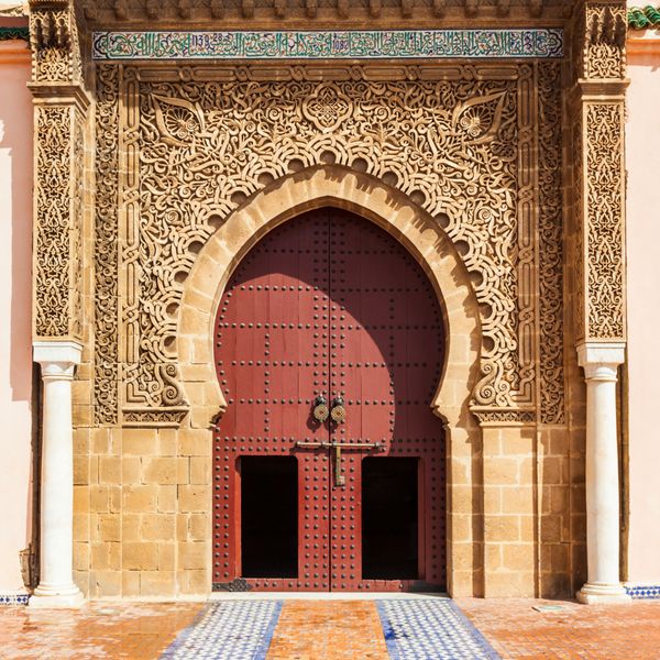مغازه مدل الگوی مولای اسماعیل در مکنس در مراکش مأمور موصل اسماعیل آرامگاه و مسجد واقع در شهر مکنس مراکش است