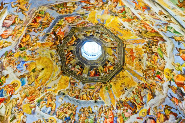 فلورانس ایتالیا 12 سپتامبر 2016 داخل خانه گنبد کلیسای فلورانس در فلورانس با نقاشی زیبا در تاریخ 12 سپتامبر 2016 نقاشی توسط فدریکو زوکرری در سال 1579 ساخته شده است