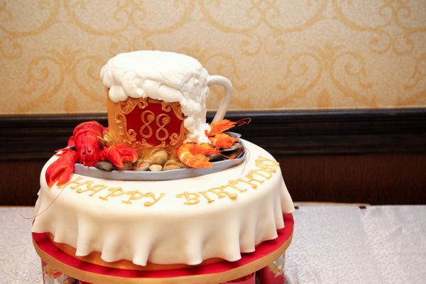 کیک تولد کیک برای جشن حزب 88 ساله
