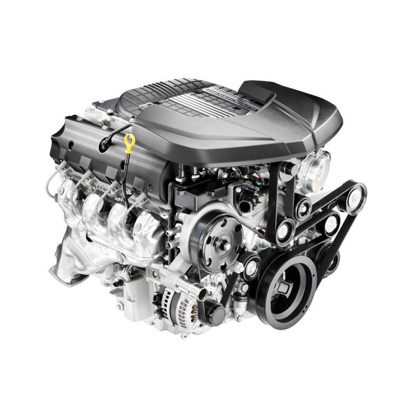 موتور هشت سیلندر مدرن V8 با استحکام بر روی زمینه سفید احتراق داخلی