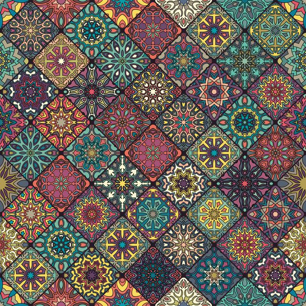 الگوی بدون درز پرنعمت با عناصر گلدار و mandala پس زمینه کشیده شده است می توان برای پارچه کاغذ دیواری کاشی بسته بندی پوشش و فرش استفاده کرد اسلام عربی هند و عتیقه