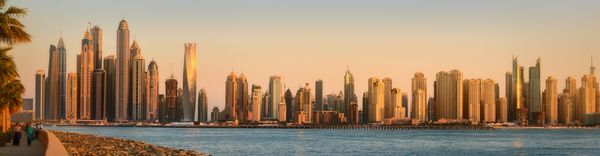 چشم انداز زیبایی از دبی مارینا امارات متحده عربی